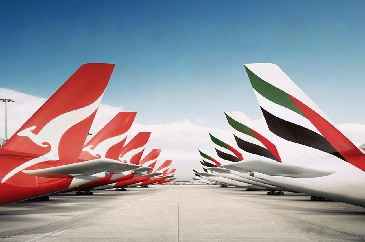 Qantas and Emirates A380s parked badly,Emiroo