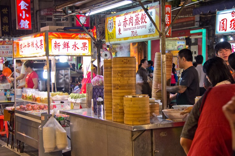 Taipei street food, steamed pork dumplings