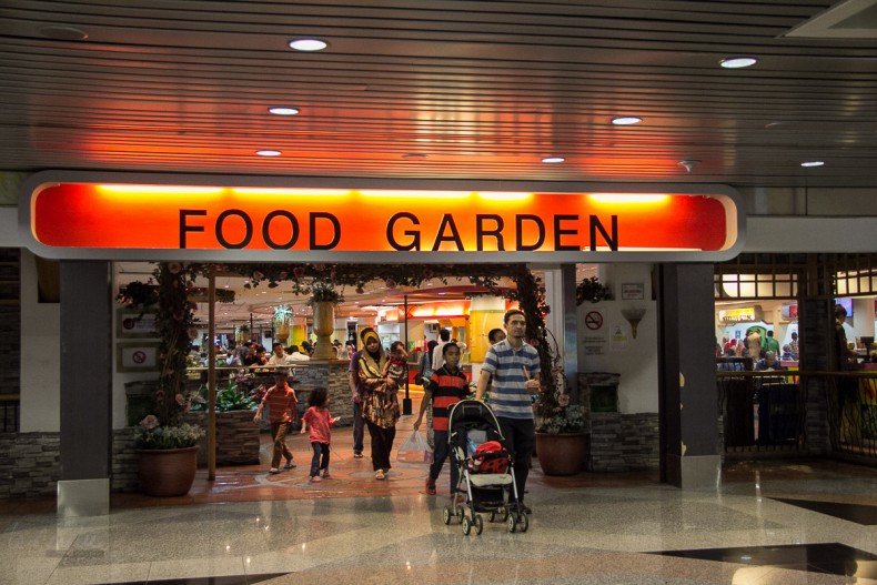 Hungry in Kuala Lumpur International Airport (KLIA)?  Economy Traveller