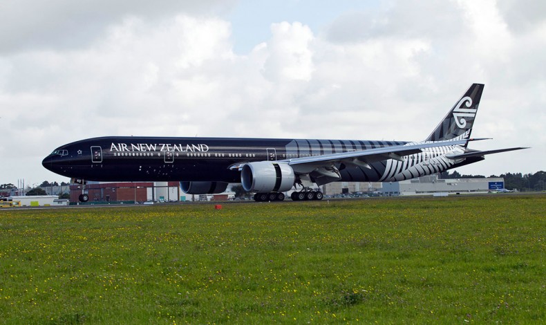 Air New Zealand,Air New Zealand Christmas message, The stunning Air New Zealand All Blacks 777 (Credit: Air New Zealand/Geoff Osborne)