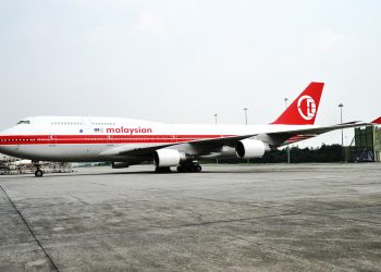 Malaysia Airlines Recommissions B747-400 In Original Livery