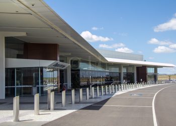 Melbourne Services, Toowoomba To Townsville