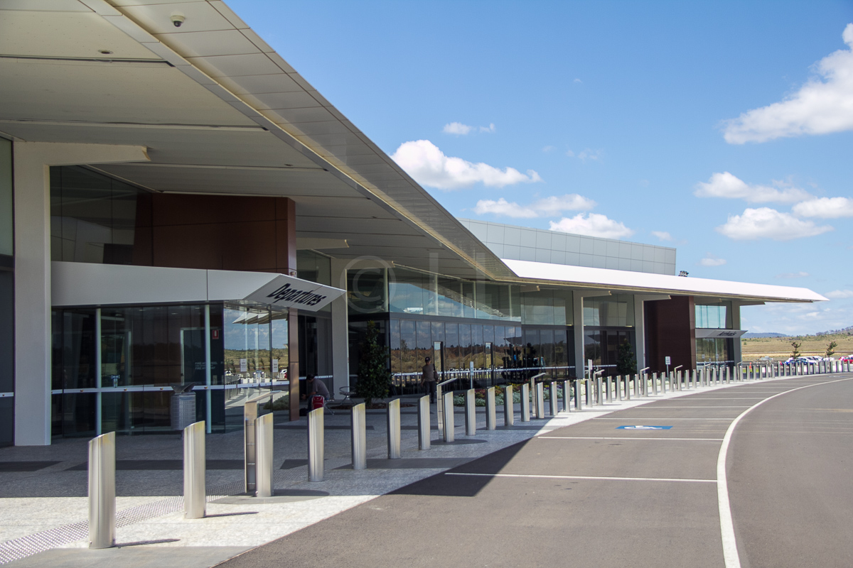 Melbourne services, Toowoomba to Townsville