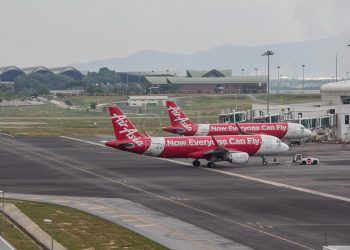 AirAsia A320 At KLIA2,Xpress Pay One-click Payment,AirAsia Airvolution Hackathon,undergo Maintenance,Nha Trang,Hua Hin