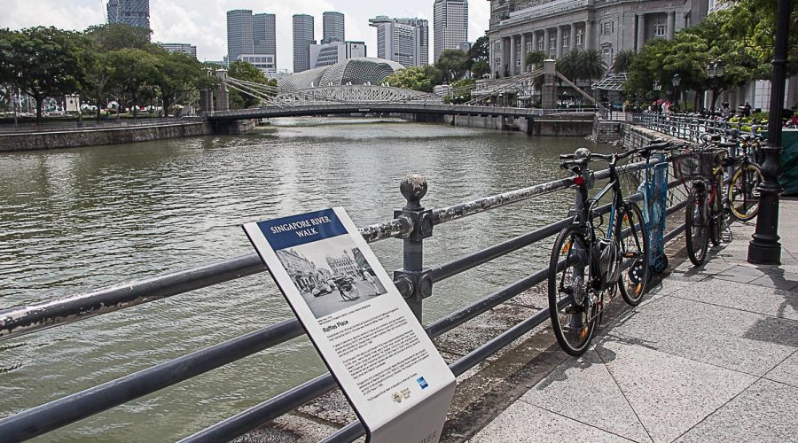 Free Singapore Tours, One Day In Singapore,in-flight Safety Video,Singapore - Kota Kinabalu