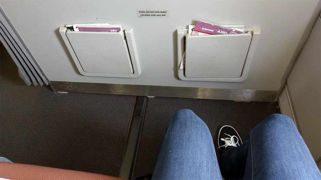 Qantas Airbus A380: Seat 32K bulkhead legroom