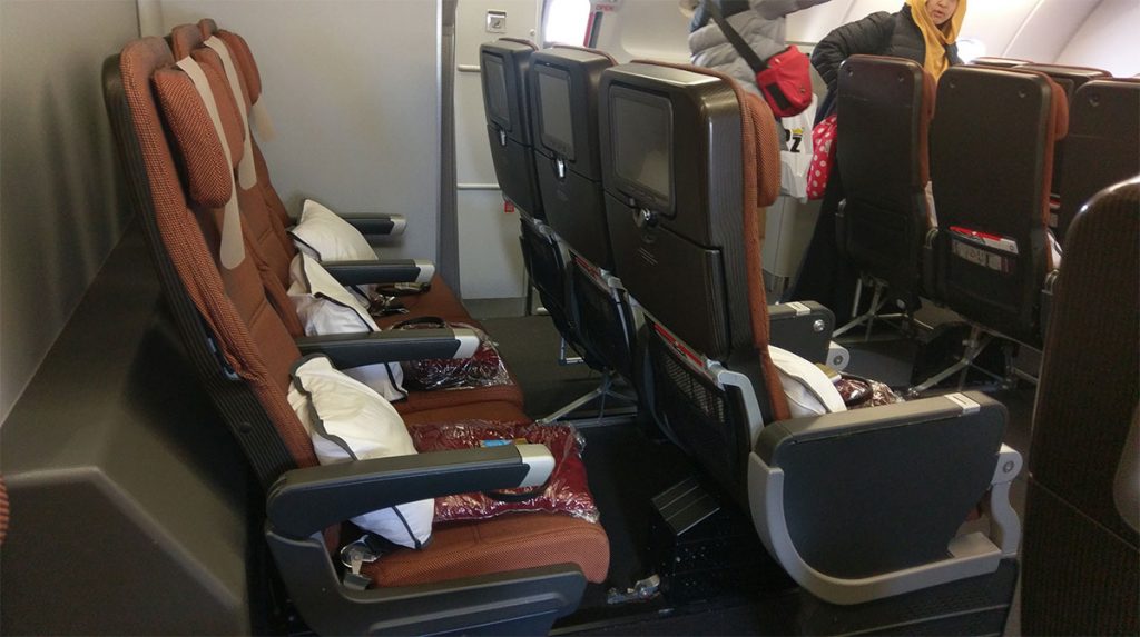 Qantas Airbus A380: Rows 35 & 36, upper deck