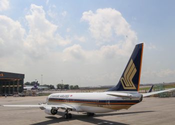 SIA B737-800,Singapore/Indonesia Travel Options