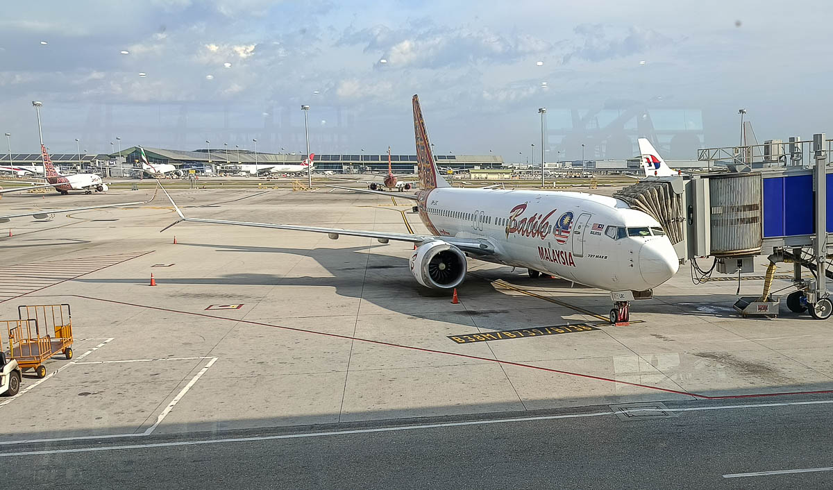 direct Penang / Johor flights